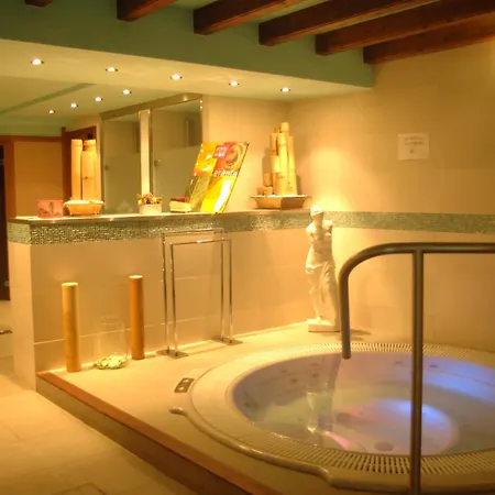 Hotel & Casa Irene 4*